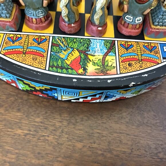 Vintage handmade conquistador, Mayan, Aztec Indian chess set Ceramic pieces - Picture 11 of 13